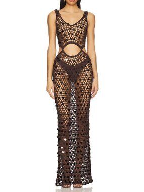 hailee high slit maxi dress in champagne superdown Hailee High Slit Maxi Dress in Champagne